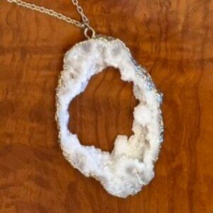 White Druzy Geode Pendant Necklace – Natural Crystal Slice, Gold Tone Chain